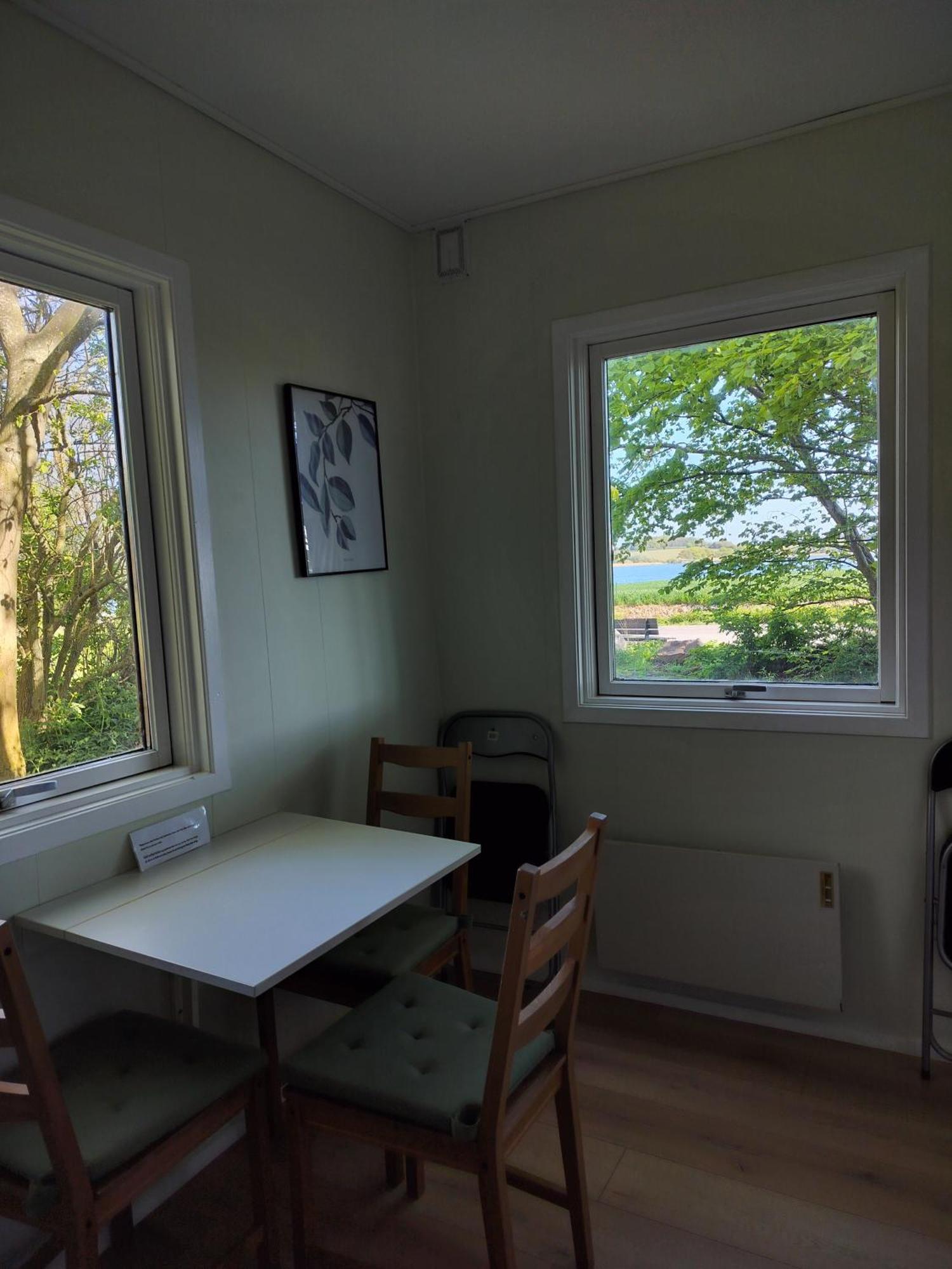 Vaerelse I Hytte Ved Stege Nor Extérieur photo