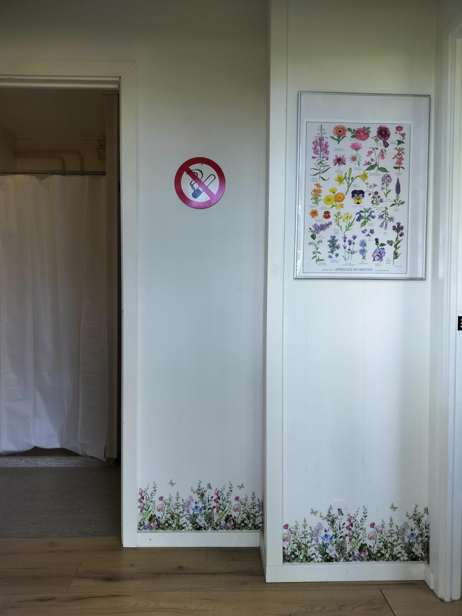 Vaerelse I Hytte Ved Stege Nor Extérieur photo